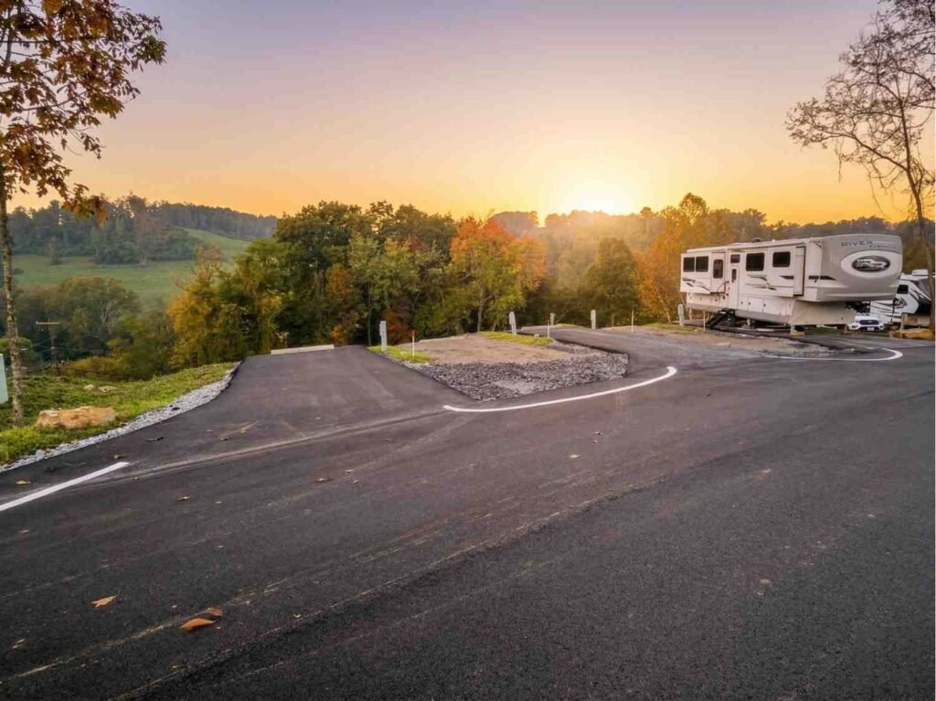 full hook-up RV sites Fairmont Hills RV Park